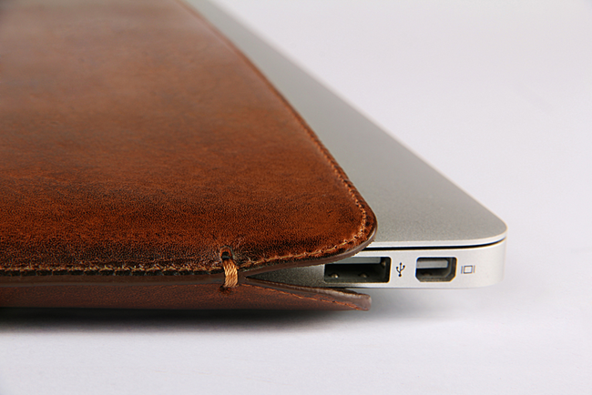 MacBook Air Light Brown Cowboy Premium Leather Sleeve - VORYA