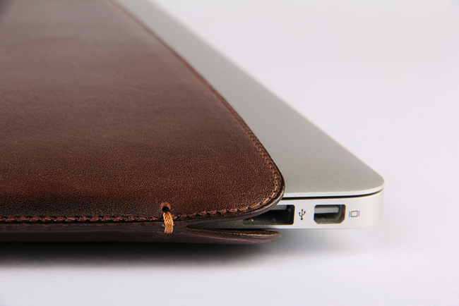 MacBook Air Dark Brown Cowboy Premium Leather Sleeve - VORYA