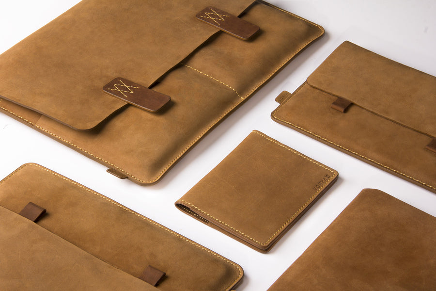 Camel Brown Premium Natural Leather Portfolio / Cover for MacBook Retina 13